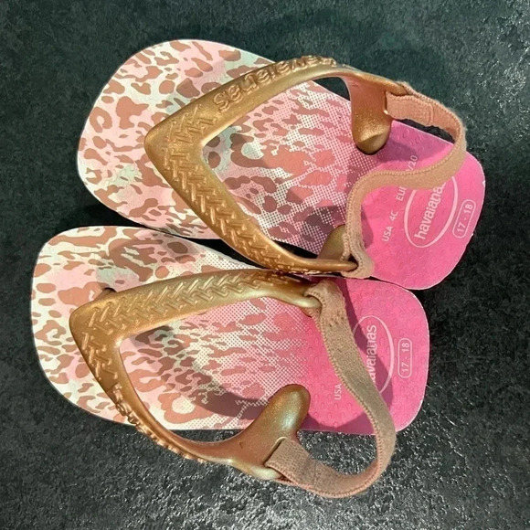havaianas Toddler girl size 4c rose gold cheetah - Picture 3 of 7